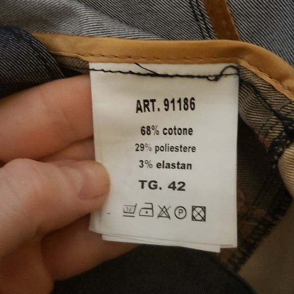 Jean jacket - Picture 6 of 9